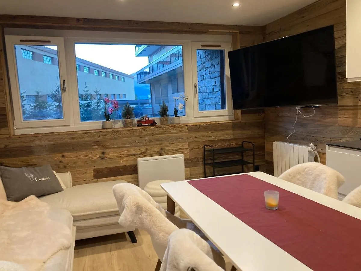 1650 Moriond - 2 Double Bedroom Near Snow Front Courchevel 0*,