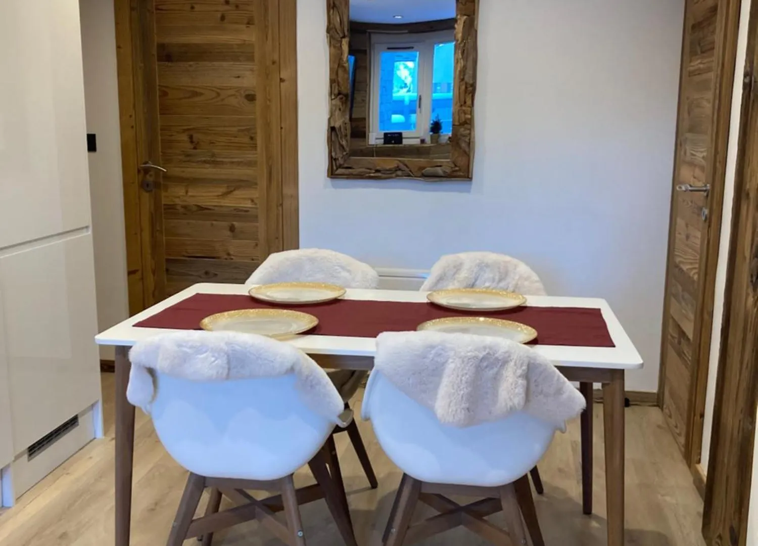 Apartment 1650 Moriond - 2 Double Bedroom Near Snow Front Courchevel Frankreich